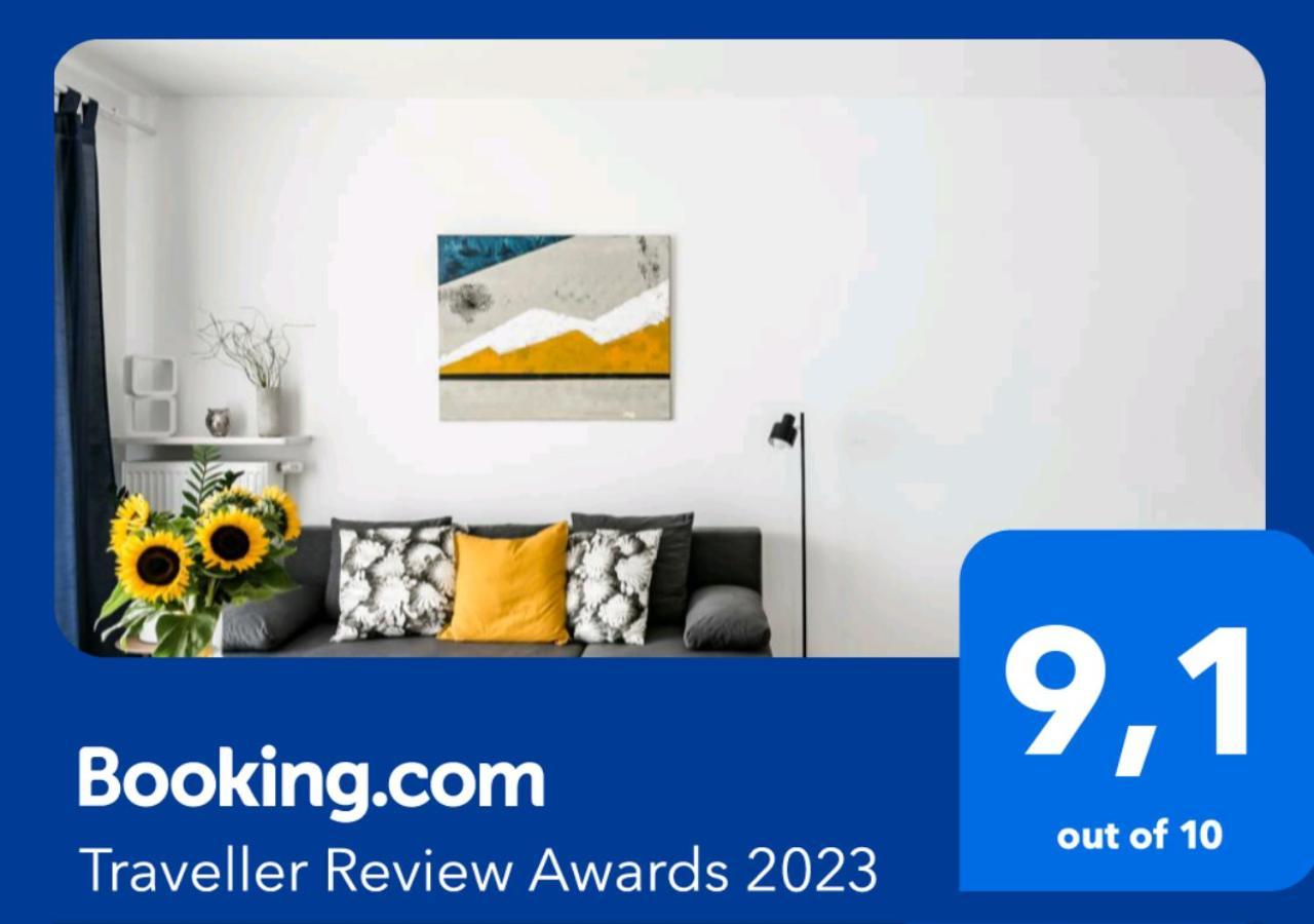 Apartment M&r Apartament: Premium Airport With Self Check-in