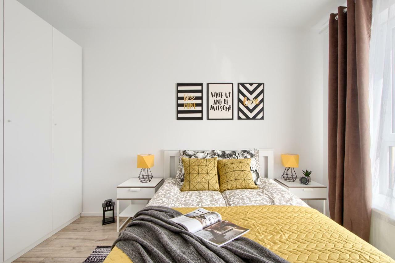 Apartment M&r Apartament: Premium Airport With Self Check-in